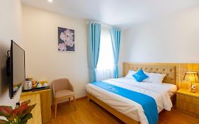 Rosy Hạ Long Hotel